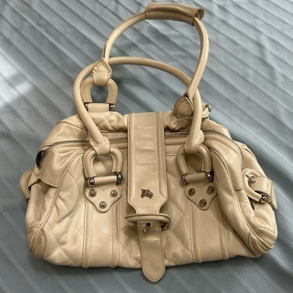 Burberry White Leather Bag - Picture 1 of 16